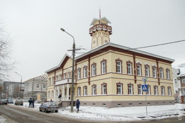 В Череповце компания-инвестор вернула исторический облик зданию Гордумы